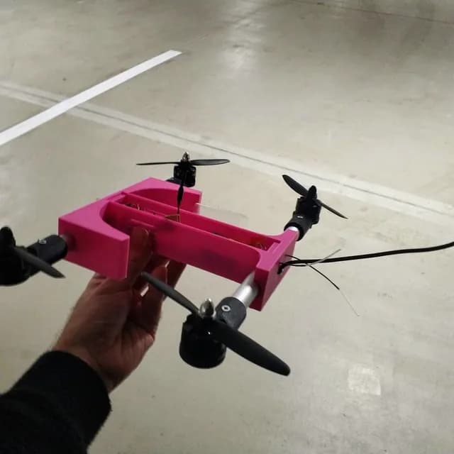 Drone-building livestream