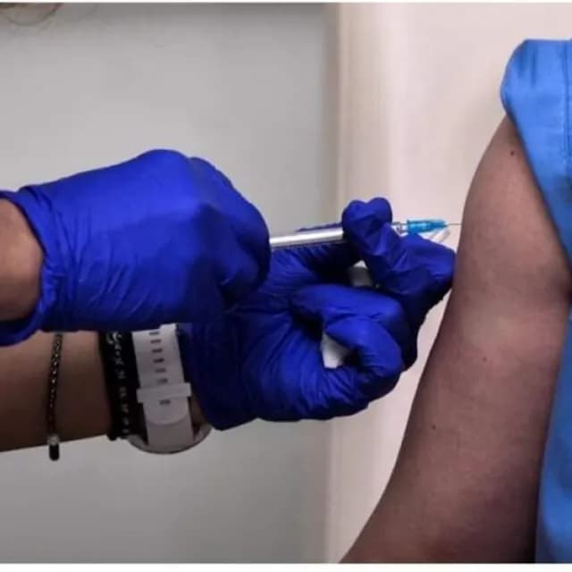 Yποχρεωτικότητα: Ενθάρρυνση ή μέσο επιβολής;