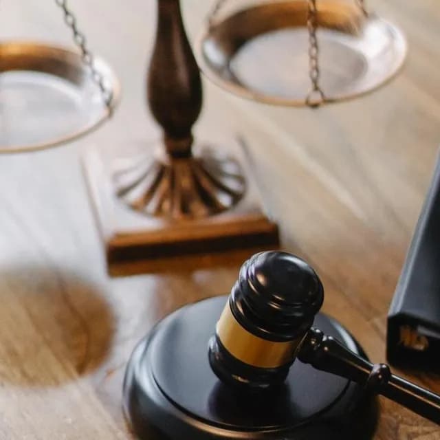 Το ποινικό αδίκημα της υπεξαίρεσης και η έννοια του κοινού τραπεζικού λογαριασμού